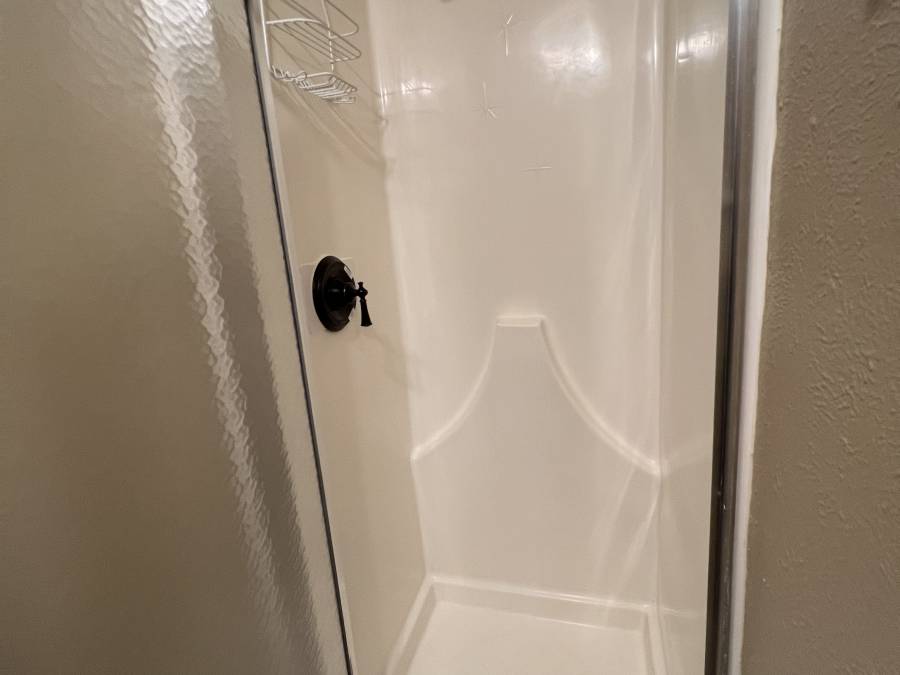 1st_bathroom_shower2.jpg